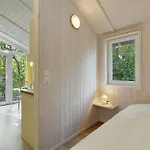 Schmugglerstieg 13a - Dorf 5 *
