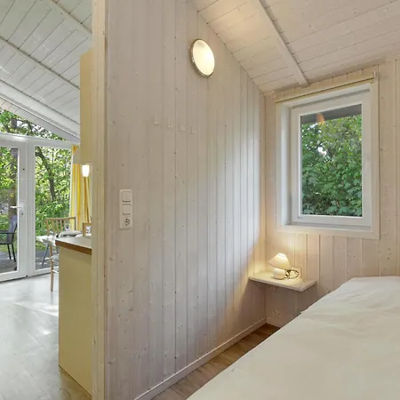 Schmugglerstieg 13a - Dorf 5 *